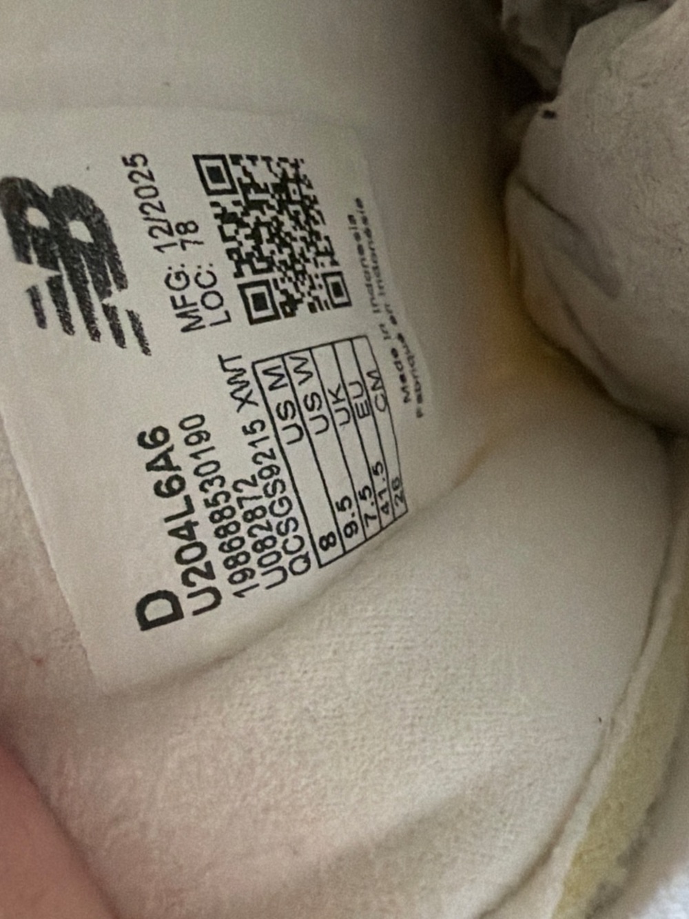 New Balance Women's Lavender and Off-White Sneakers - Picture 4 of 6